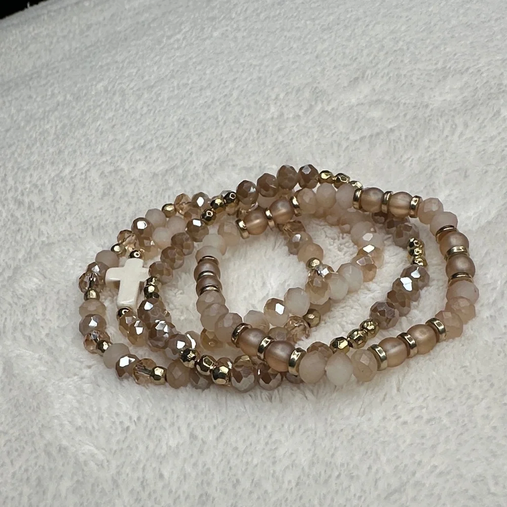 Beaded Bracelets Pretty Neutral Gold Mauve Pink Set of 4 with Cross Charm NWOT